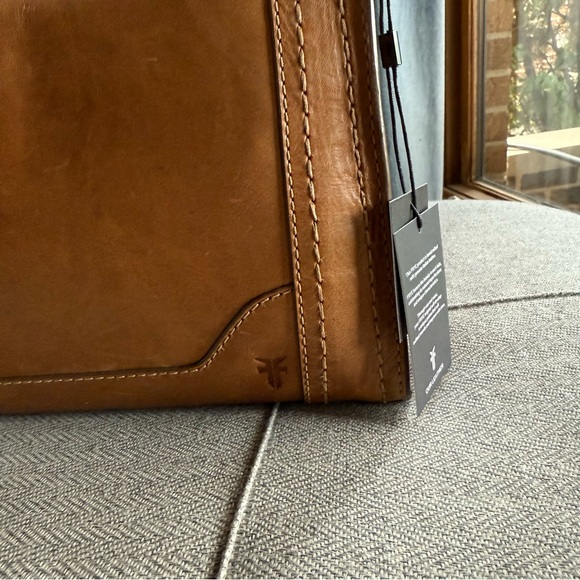 FRYE Leather Crossbody Bag - Picture 4 of 11